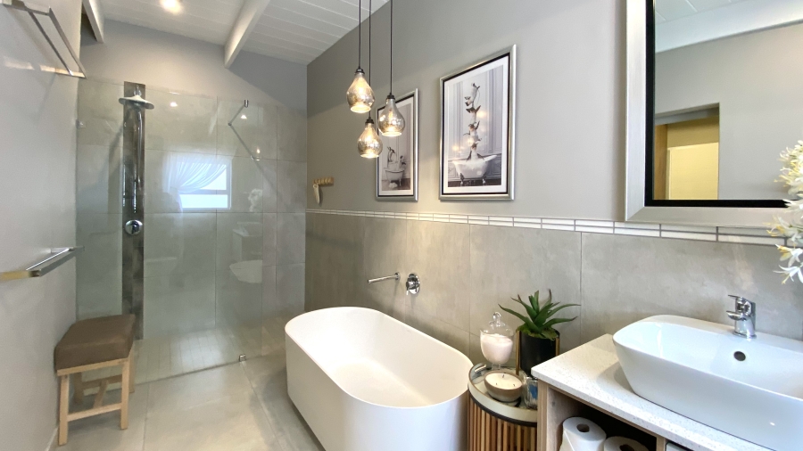 3 Bedroom Property for Sale in Lampiesbaai Western Cape